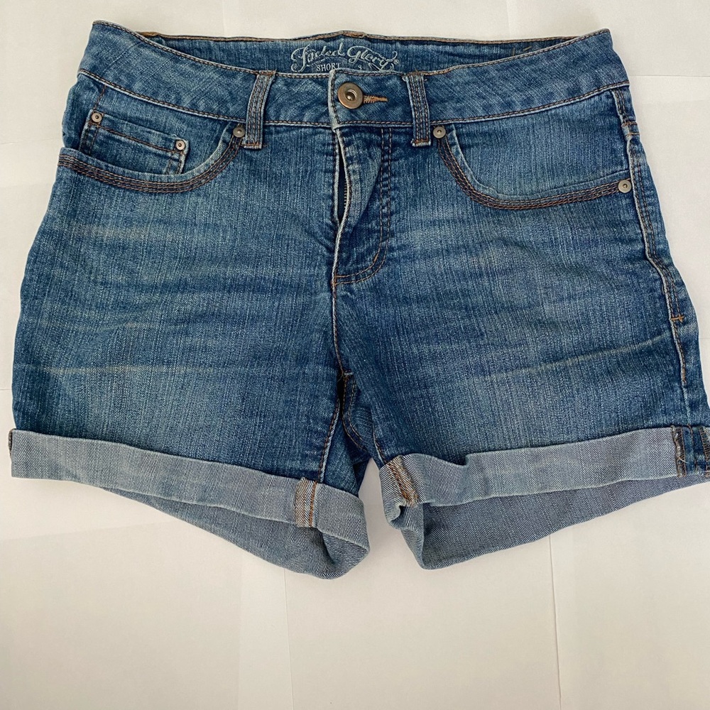 Faded Glory 2000’s Ladies Denim Shorts